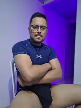 ORTIZ96hot online show from July 19, 3:21 am