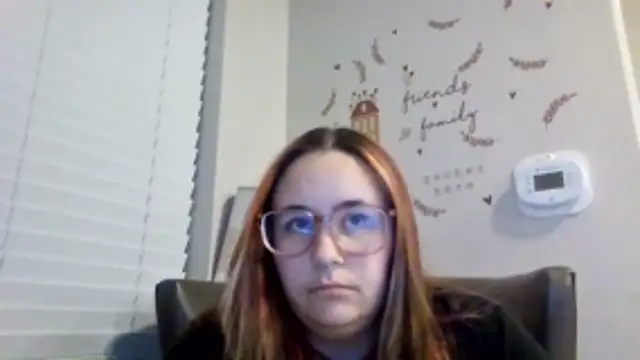 Snapshot of Midnight_Riott chatting on May 27, 7:49 am Midnight Riott online show from May 27, 7:49 am