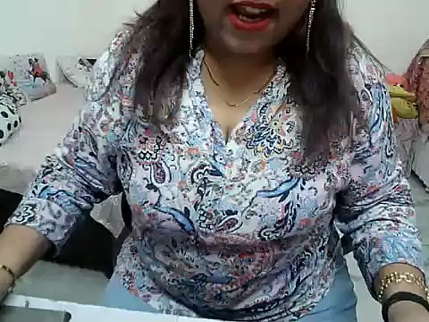 bavleen-kaur online show from July 13, 2:09 pm
