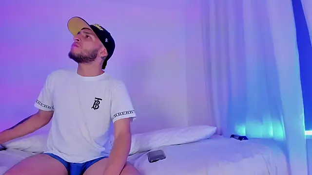  Kevin xxx online show from September 18, 4:47 am