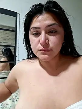 Snapshot of morena95_ chatting on June 18, 6:12 pm morena95 online show from June 18, 6:12 pm