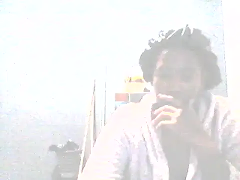 Snapshot of pearl230 chatting on May 26, 9:00 pm pearl230 online show from May 26, 9:00 pm