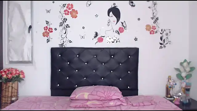 sashaxhot21 online show from December 15, 10:14 pm