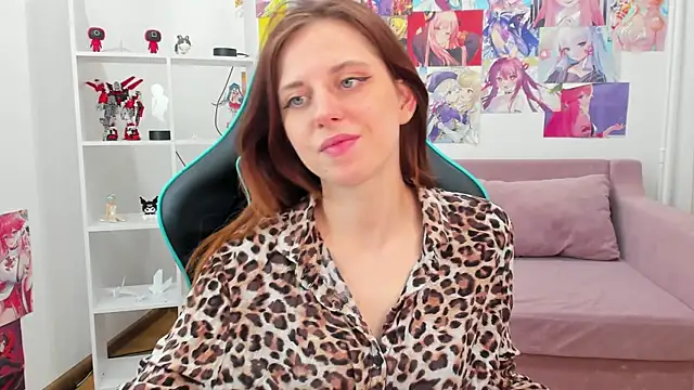 Snapshot of FreyaVeys chatting on June 21, 5:21 am FreyaVeys online show from June 21, 5:21 am