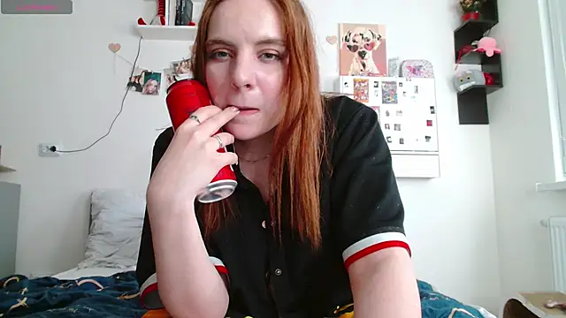Snapshot of Candy_Queen__ chatting on May 26, 4:25 pm Candy Queen online show from May 26, 4:25 pm