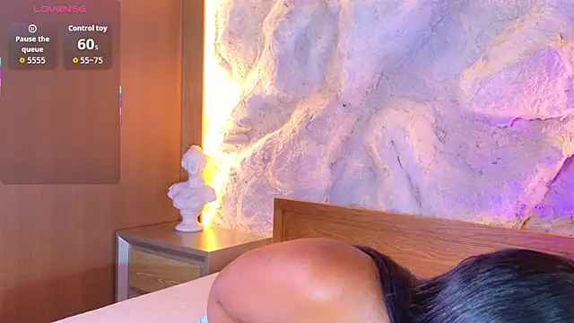 Snapshot of ivonny_kenia chatting on July 12, 1:46 pm ivonny kenia online show from July 12, 1:46 pm