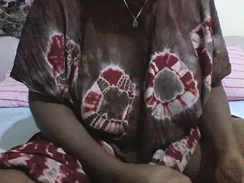 Snapshot of squirter30 chatting on June 19, 8:45 pm squirter30 online show from June 19, 8:45 pm