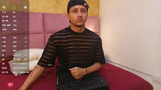 Thiago Nova online show from May 21, 8:16 pm