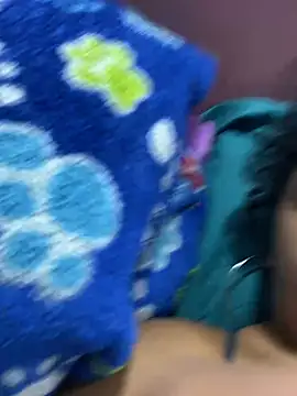Snapshot of TriciaNoir chatting on May 23, 1:33 am TriciaNoir online show from May 23, 1:33 am