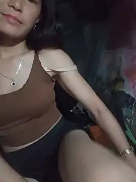 Snapshot of Heryy_xx chatting on July 5, 8:27 pm Heryy xx online show from July 5, 8:27 pm