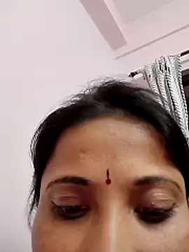 sampachatterjee234 online show from June 13, 6:50 pm