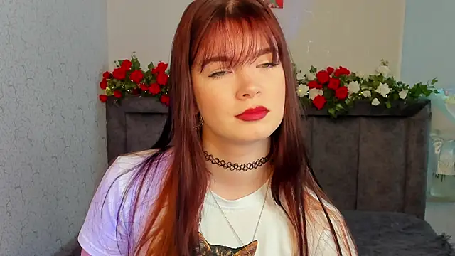 Snapshot of MelissaMay__ chatting on June 21, 10:12 pm MelissaMay online show from June 21, 10:12 pm