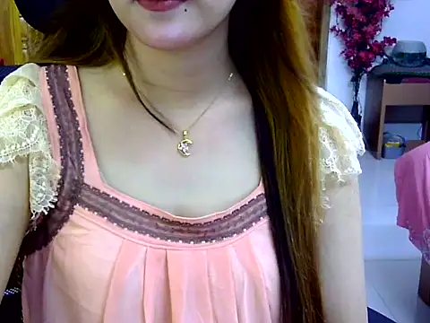 Snapshot of Adiba_Obu_20 chatting on June 8, 4:40 pm Adiba Obu 20 online show from June 8, 4:40 pm