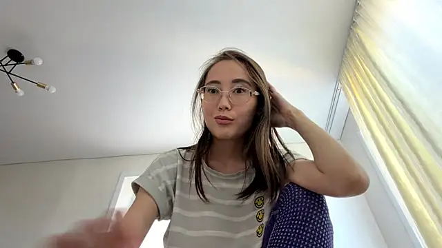 VickieTrudo online show from July 6, 7:38 am