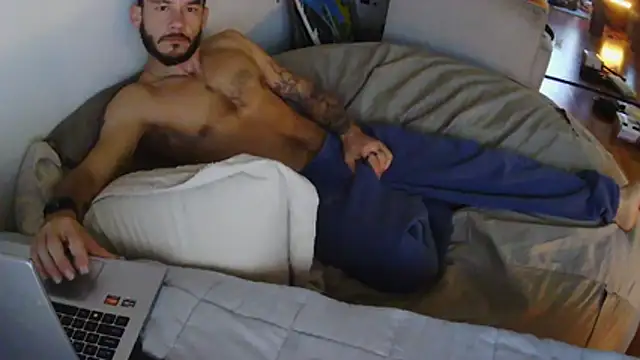 Clevername90 online show from February 8, 5:38 pm