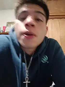 Snapshot of Oliver_LA chatting on July 29, 6:33 am Oliver LA online show from July 29, 6:33 am