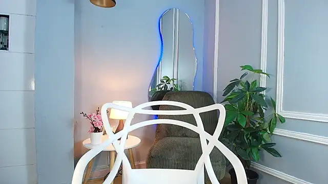 Snapshot of Kristal_donne chatting on June 24, 12:04 pm Kristal donne online show from June 24, 12:04 pm