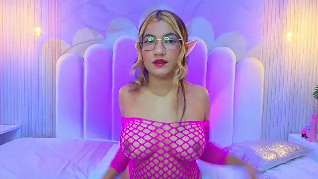 Snapshot of hinnata_sweet chatting on May 22, 10:54 am hinnata sweet online show from May 22, 10:54 am