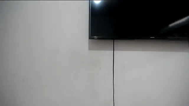Snapshot of Fox_Loves chatting on July 3, 8:37 pm Fox Loves online show from July 3, 8:37 pm