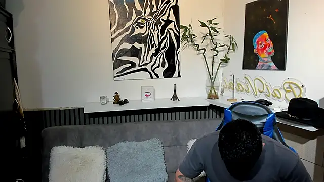 RikyAaron online show from June 11, 8:40 pm