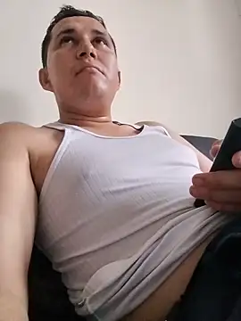Kkjjjjnbbj online show from May 28, 10:07 pm