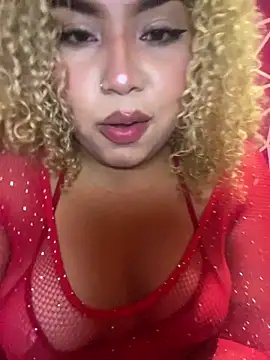 Snapshot of Queen__Antonella chatting on May 22, 8:47 pm Queen Antonella online show from May 22, 8:47 pm