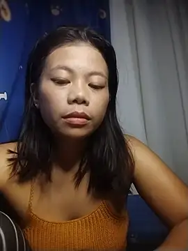 Snapshot of Blushmuse23 chatting on July 1, 4:18 pm Blushmuse23 online show from July 1, 4:18 pm