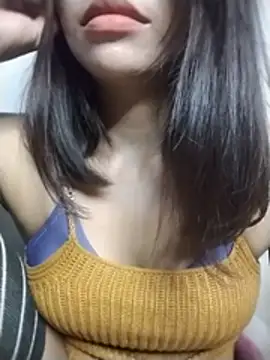 Snapshot of Blushmuse23 chatting on July 17, 1:29 pm Blushmuse23 online show from July 17, 1:29 pm