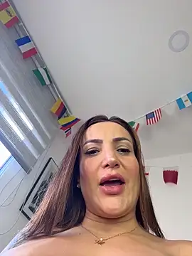Snapshot of Michelle09_ chatting on July 6, 9:17 pm Michelle09 online show from July 6, 9:17 pm