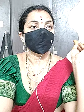 Snapshot of Leela_555 chatting on June 3, 3:28 pm Leela 555 online show from June 3, 3:28 pm