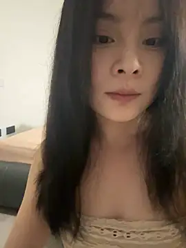 Snapshot of enen-123 chatting on May 25, 11:27 am enen-123 online show from May 25, 11:27 am