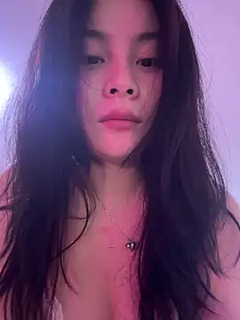 Snapshot of enen-123 chatting on June 19, 9:18 pm enen-123 online show from June 19, 9:18 pm