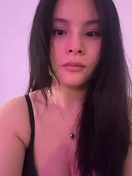 Snapshot of enen-123 chatting on June 21, 1:30 am enen-123 online show from June 21, 1:30 am