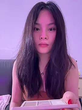 Snapshot of enen-123 chatting on June 25, 3:39 am enen-123 online show from June 25, 3:39 am