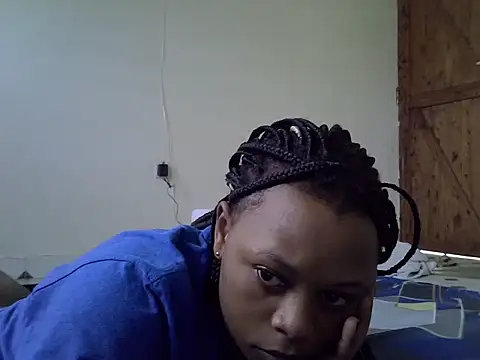Snapshot of BIGASS_DIANAH chatting on July 5, 6:53 am BIGASS DIANAH online show from July 5, 6:53 am