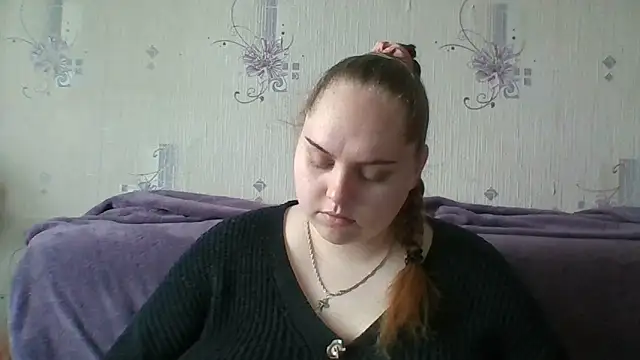 Snapshot of SoftHypnose chatting on May 31, 12:01 pm SoftHypnose online show from May 31, 12:01 pm