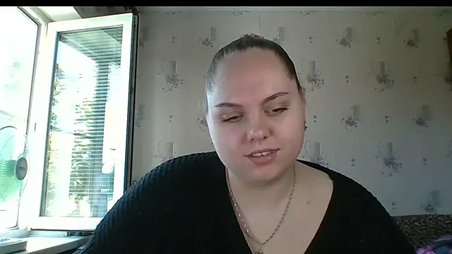 Snapshot of SoftHypnose chatting on June 23, 10:13 am SoftHypnose online show from June 23, 10:13 am