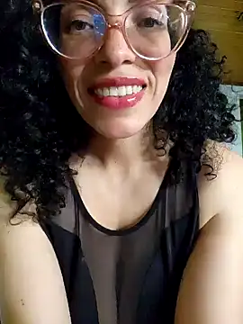 LUCI LOVE online show from December 31, 8:02 pm