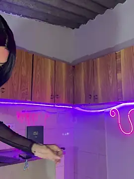 Snapshot of fer_sophia chatting on May 26, 7:10 pm fer sophia online show from May 26, 7:10 pm