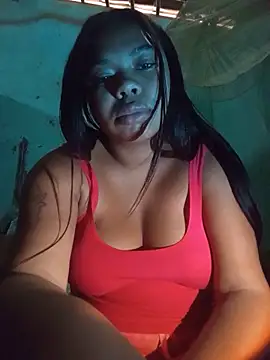 Snapshot of mygatinha69 chatting on June 14, 1:24 pm mygatinha69 online show from June 14, 1:24 pm