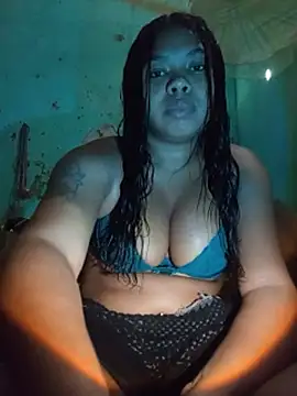 Snapshot of mygatinha69 chatting on July 13, 6:11 pm mygatinha69 online show from July 13, 6:11 pm