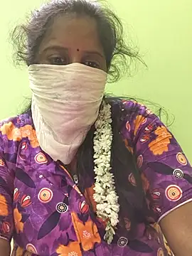 Snapshot of VelvetDollRivitha chatting on May 27, 5:32 pm VelvetDollRivitha online show from May 27, 5:32 pm