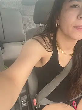 rubbyyy rain online show from June 4, 4:13 pm