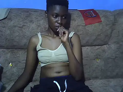 Snapshot of prettyy_joy chatting on May 27, 6:49 pm prettyy joy online show from May 27, 6:49 pm