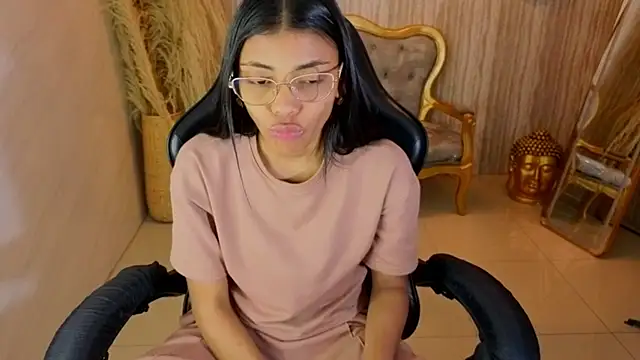 Snapshot of valentina_gomez_s chatting on July 13, 7:49 pm valentina gomez s online show from July 13, 7:49 pm