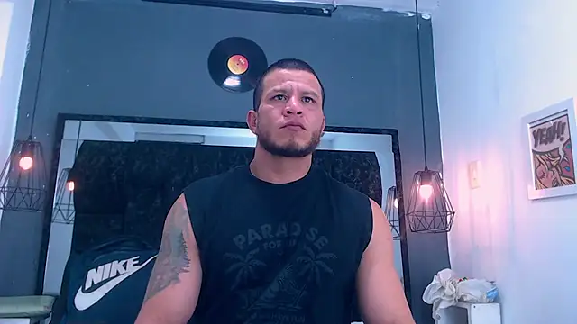 Maximiliano Stronge online show from June 2, 7:16 pm