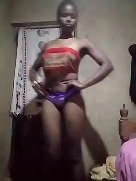 Snapshot of sexydiva333 chatting on May 31, 7:48 pm sexydiva333 online show from May 31, 7:48 pm