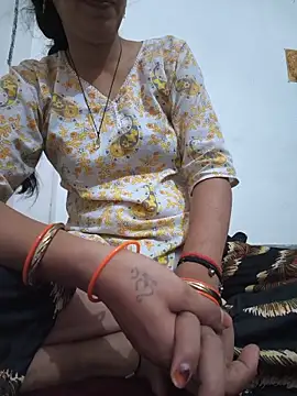 Snapshot of Neha-ji chatting on May 31, 6:21 am Neha-ji online show from May 31, 6:21 am