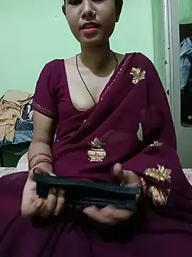 Snapshot of Curvy_Sheena chatting on June 22, 5:21 pm Curvy Sheena online show from June 22, 5:21 pm