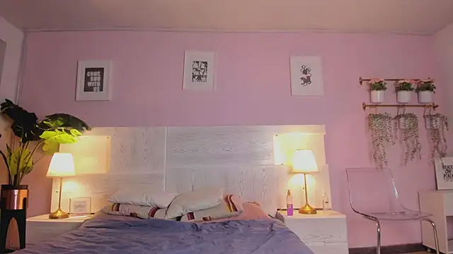 Kimdyy  online show from June 17, 7:26 pm